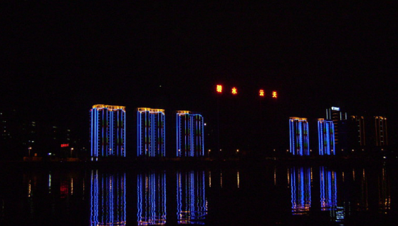 点亮城市的璀璨：黑龙江夜景照明工程